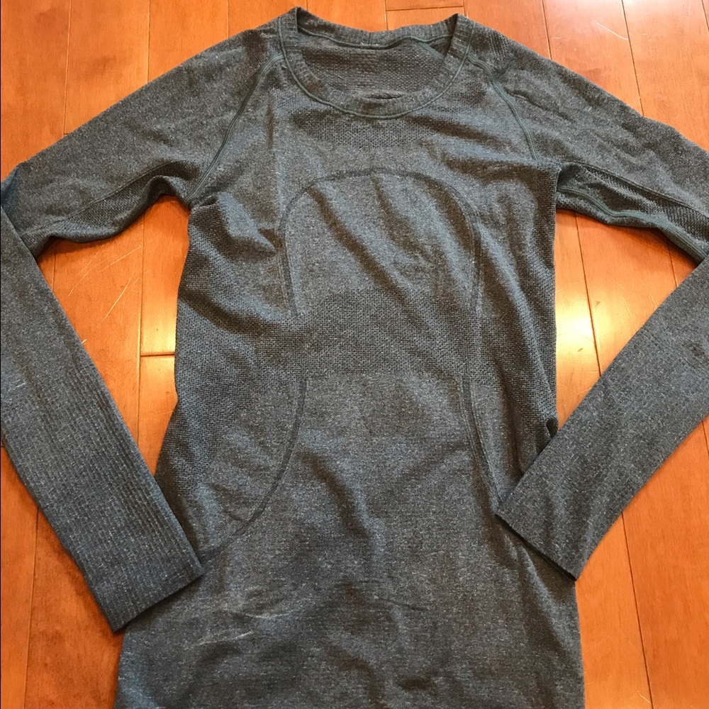 Lululemon swiftly tech long sleeve