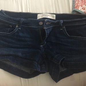 Abercrombie&Fitch dark wash denim shorts size 4