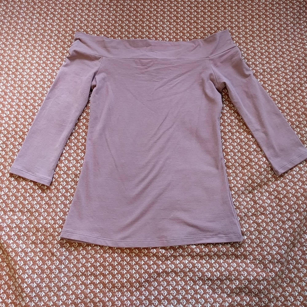 🥀Off the Shoulder Top🥀