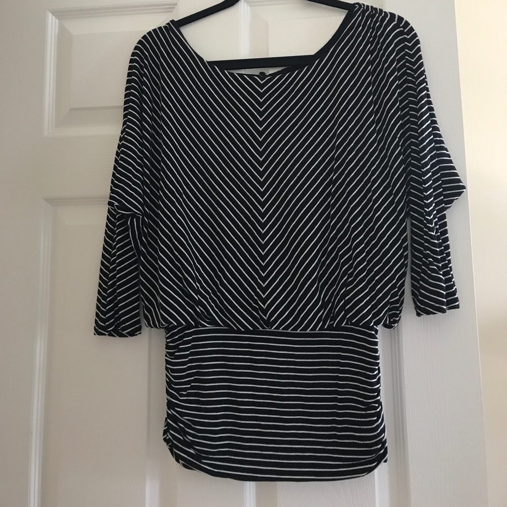 White House Black Market Black and White Top