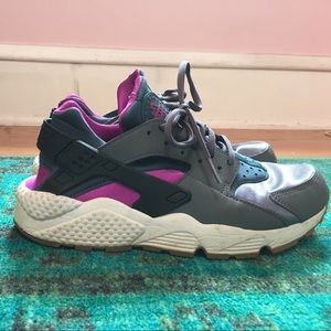 Nike Air Huarache Sneakers
