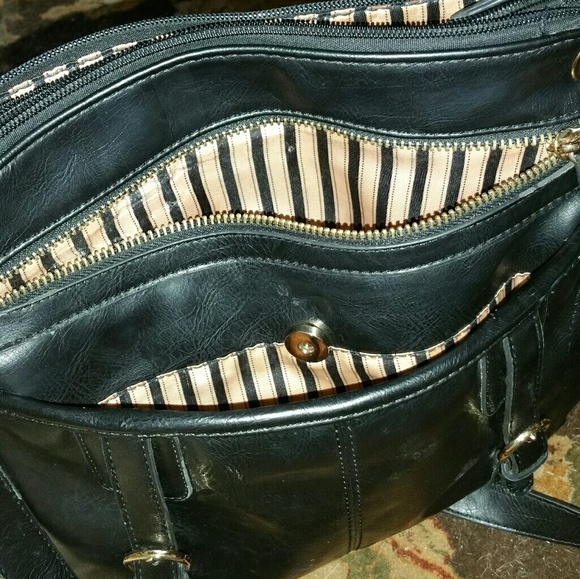 Purse - Picture 4 of 5