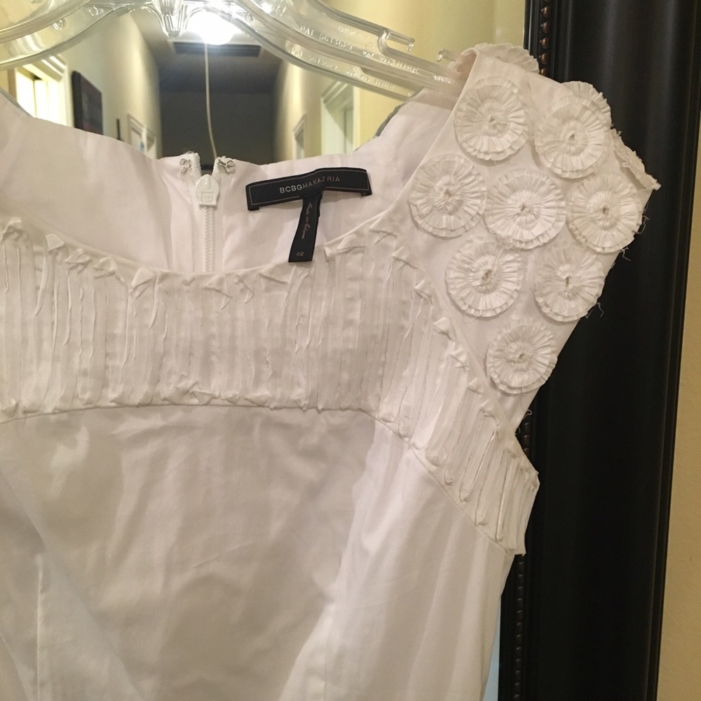 White short sleeve BCBG dress