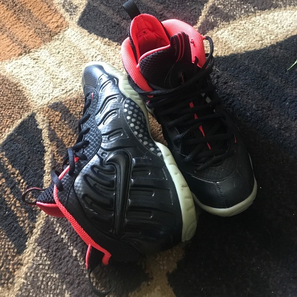 Air yeezy foamposite - Picture 2 of 2
