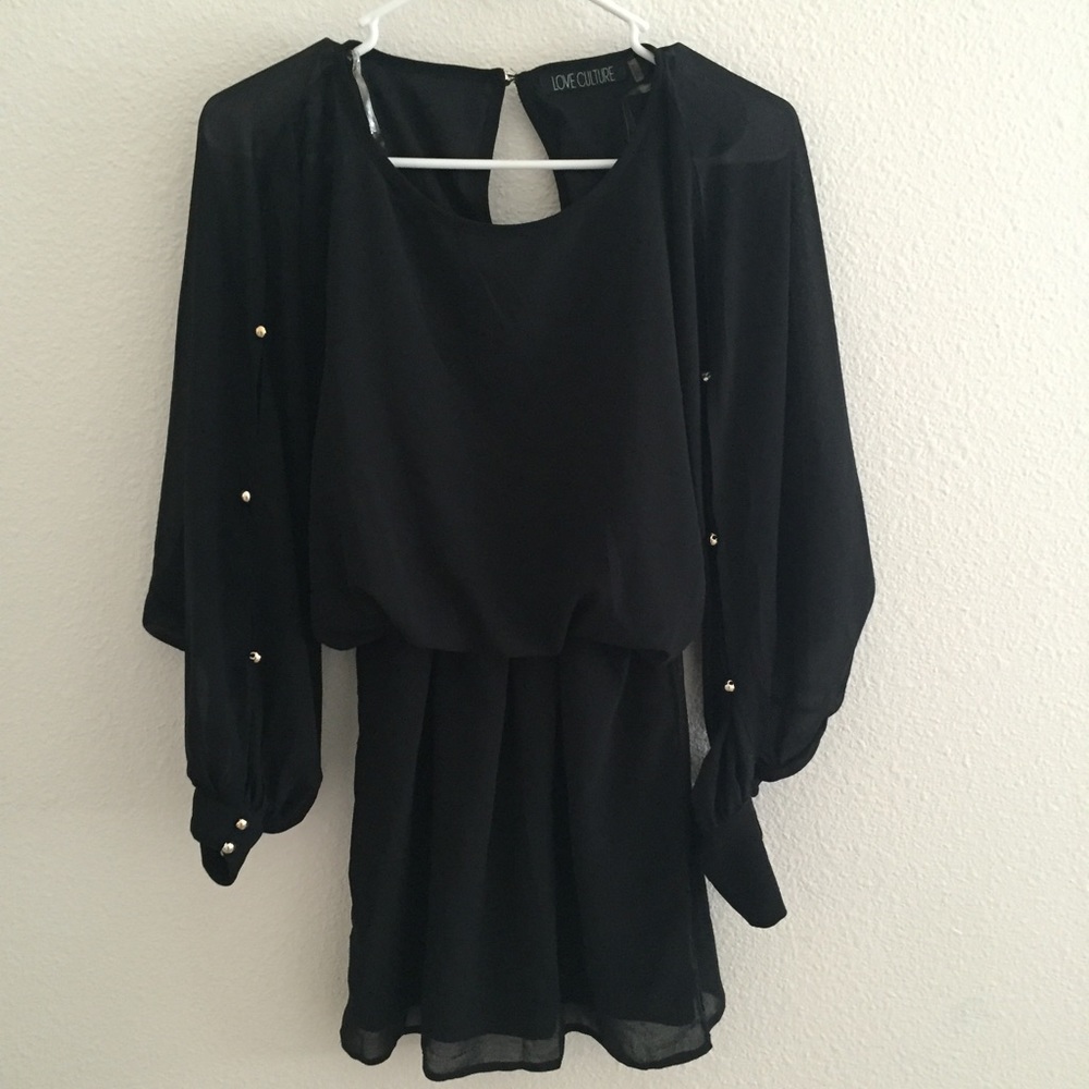 Love Culture Long Sleeve Black Dress