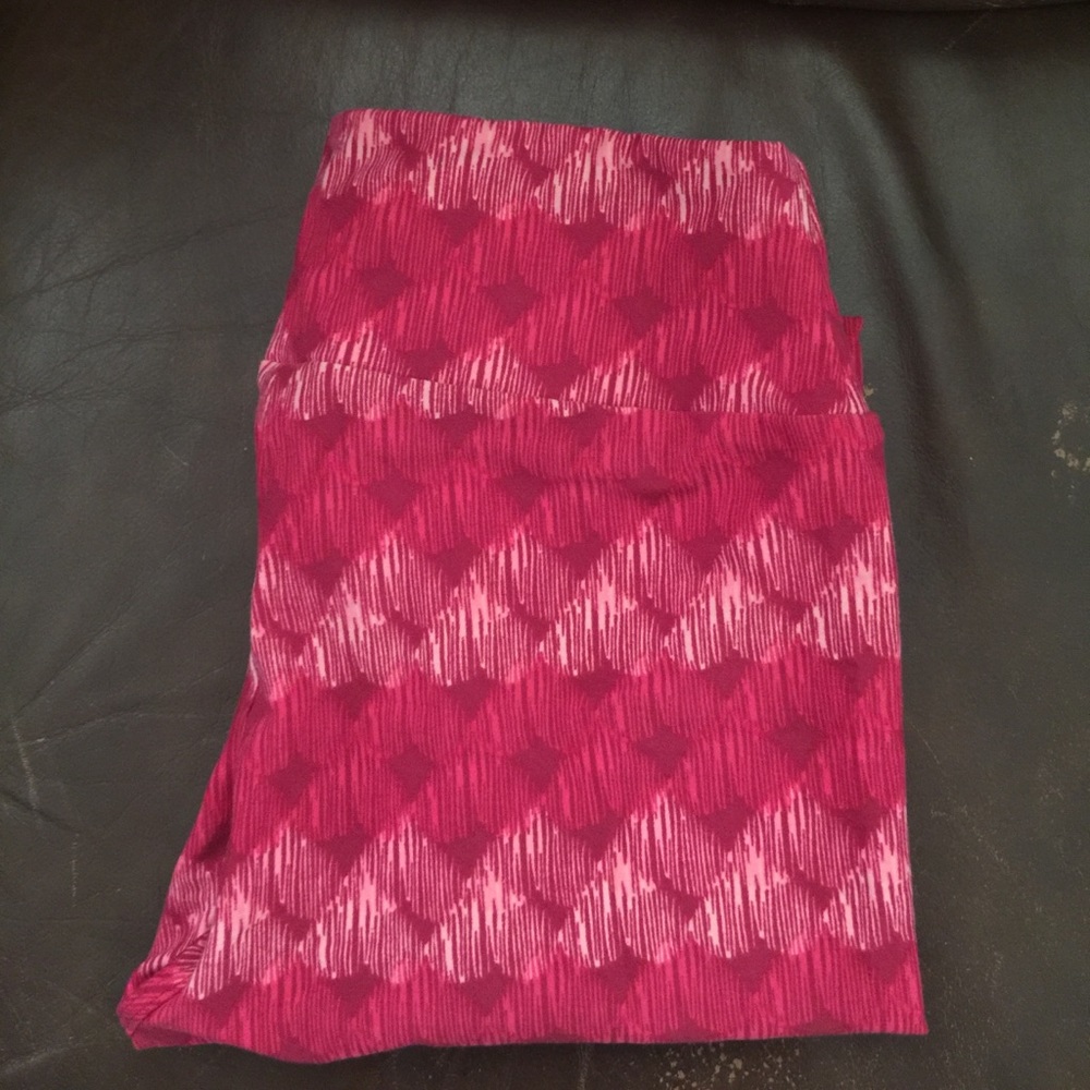 ❤️VaLeNtINe❤️ or AnYtImE LuLaRoe ❤️💗 Leggings-OS
