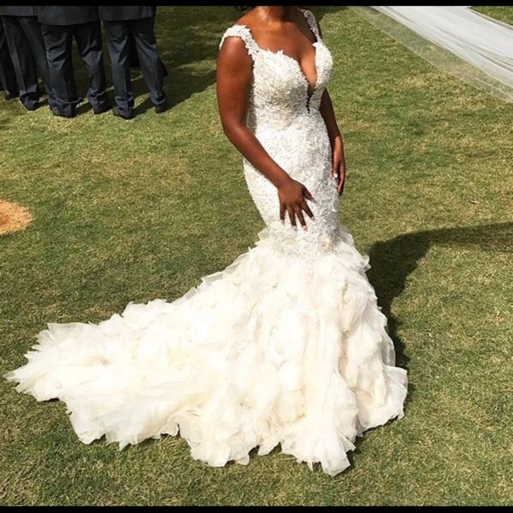 BRIDAL Gown