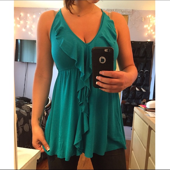 Ruffle Tank Top - Picture 2 of 4