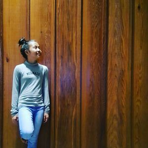 Meet your Posher, Samantha akia