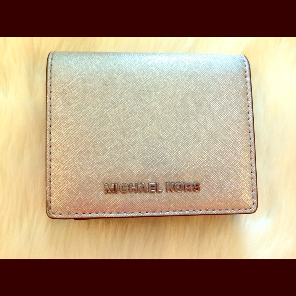 Michael Kors wallet 🌸