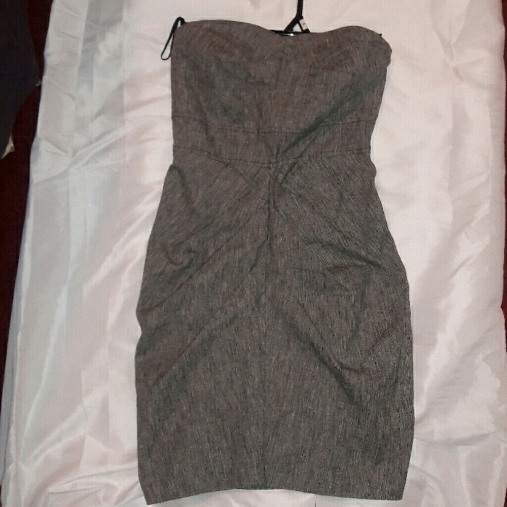 Grey strapless dress  Any Questions Comment Below!