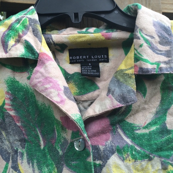 Vintage Button up top - Picture 3 of 3