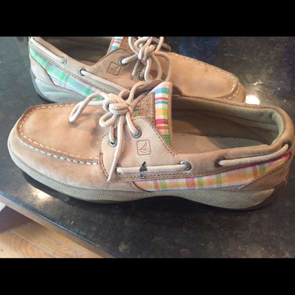 Sperry size 6M Girls ..EU38.5 Leathertanplaidmti