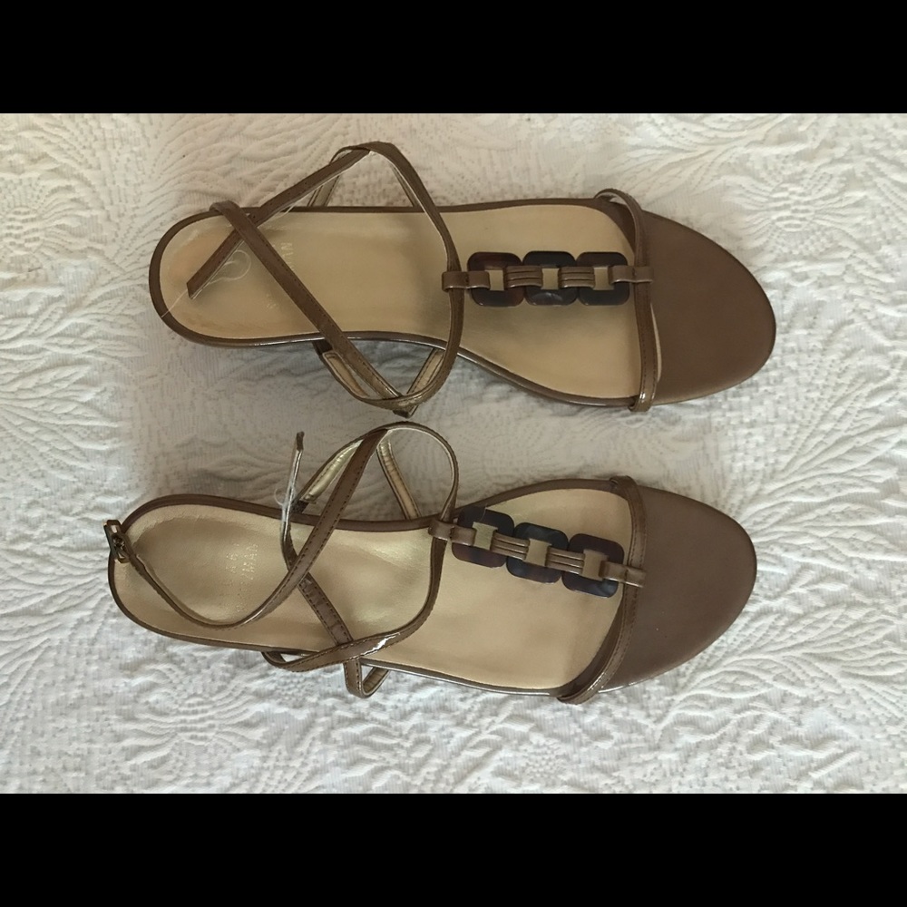 STUART WEITZMAN SANDALS (size 7.5)