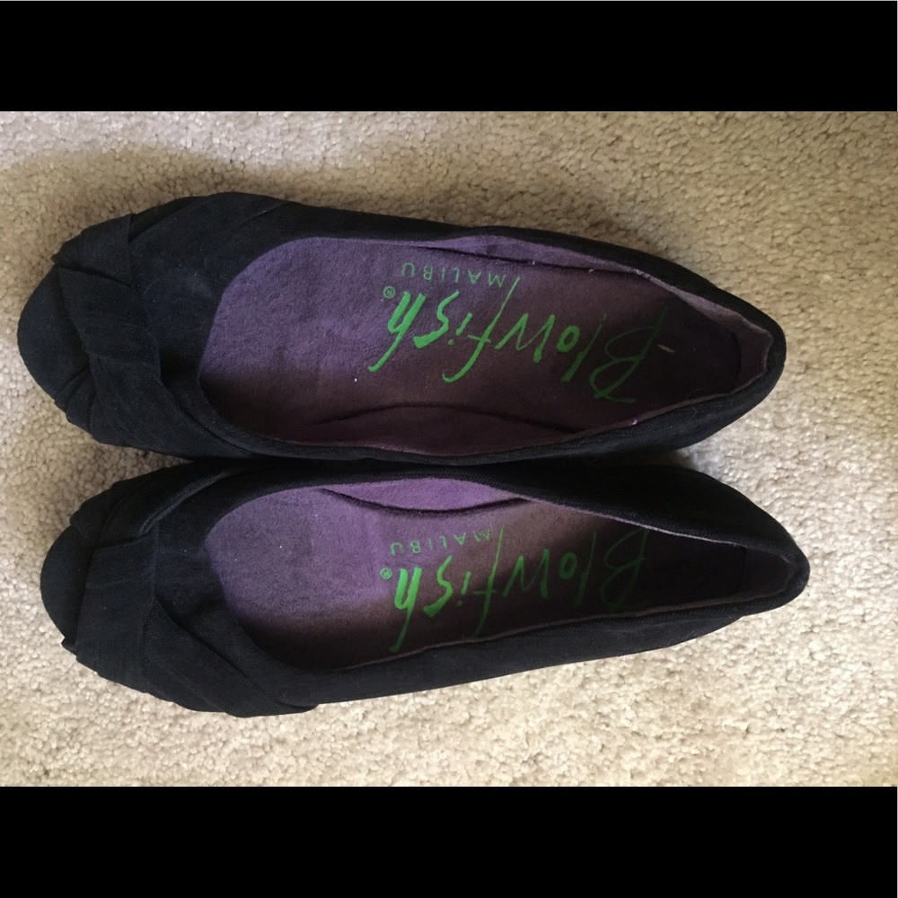 Black flats!