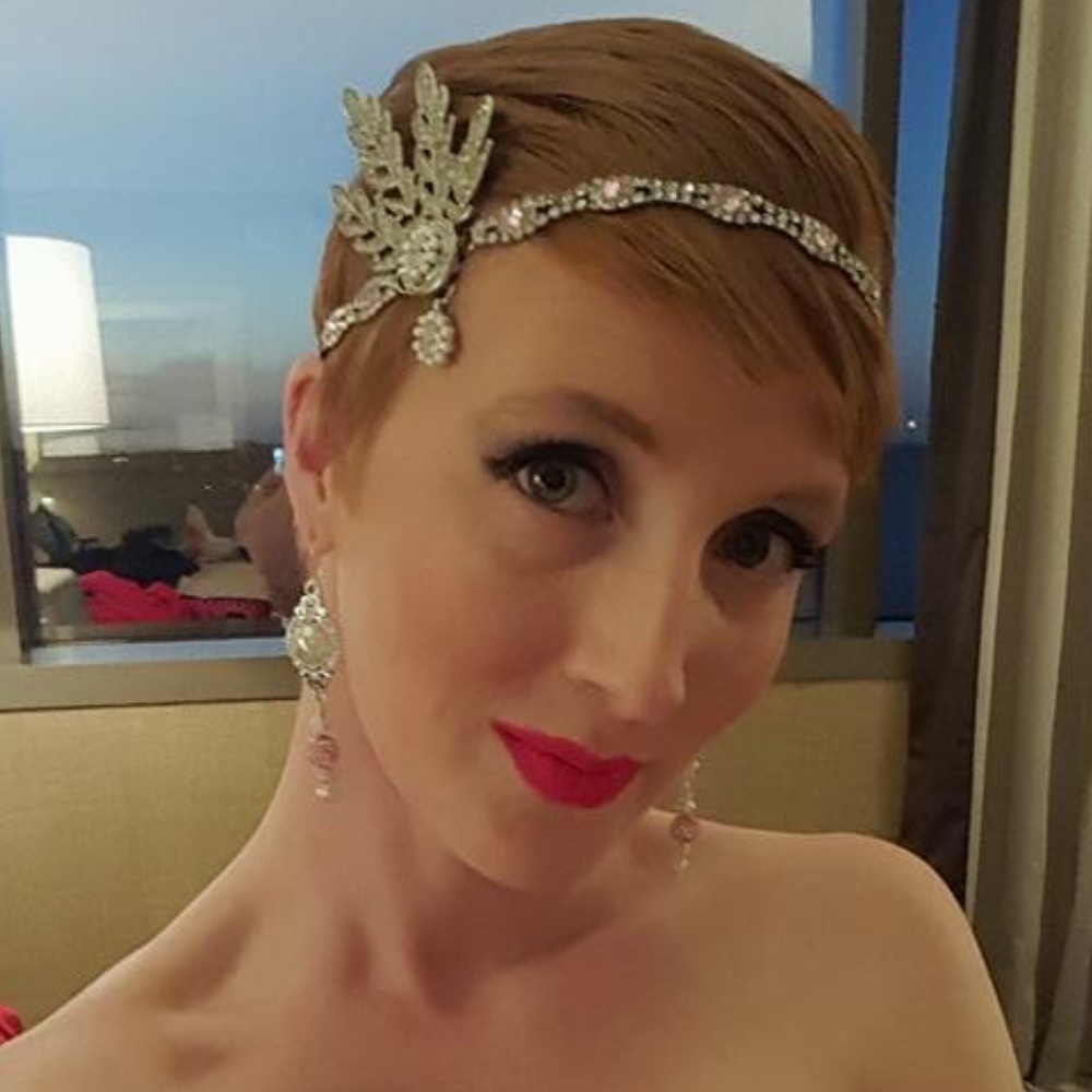 Meet your Posher, Scarlet