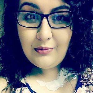 Meet your Posher, Esmerelda