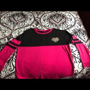 Long sleeve shirt pink/black w/ 1982 cheetah font