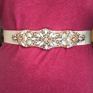 Opalescent Rose Gold Bridal Belt - Ivory NWOT