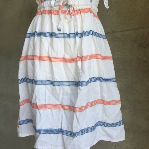 Old Navy Dresses - NWT white Gauze dress Great for summer! Old Navy Dresses - NWT white Gauze dress Great for summer!