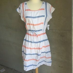 Old Navy Dresses - NWT white Gauze dress Great for summer! Old Navy Dresses - NWT white Gauze dress Great for summer!