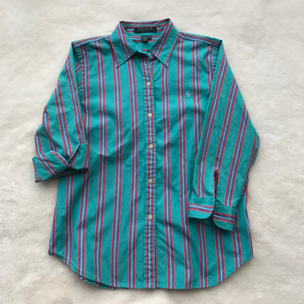 🌸NWOT Lauren Ralph Lauren Buttoned Down Shirt