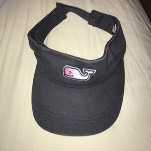 Navy blue vineyard vines visor!