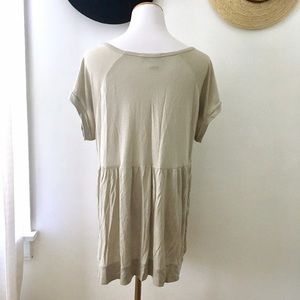 vintage America Tops - Oversized Gray Lace Detail Tunic vintage America Tops - Oversized Gray Lace Detail Tunic
