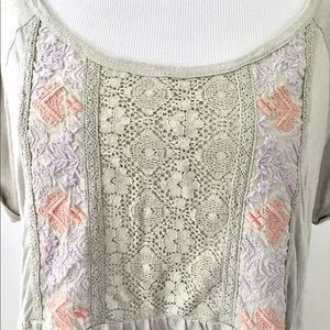 vintage America Tops - Oversized Gray Lace Detail Tunic vintage America Tops - Oversized Gray Lace Detail Tunic