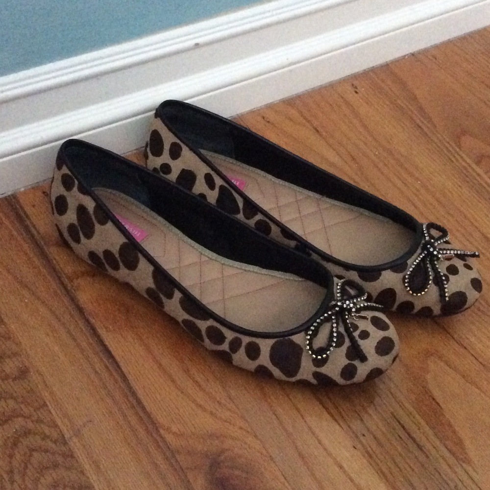 Issac Mizrahi Faunlee leopard flats