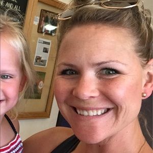 Meet your Posher, Kara