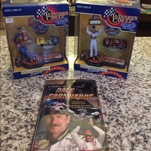 DALE EARNHARDT EUC still in book!
