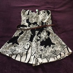 Papaya NEW Romper black and white