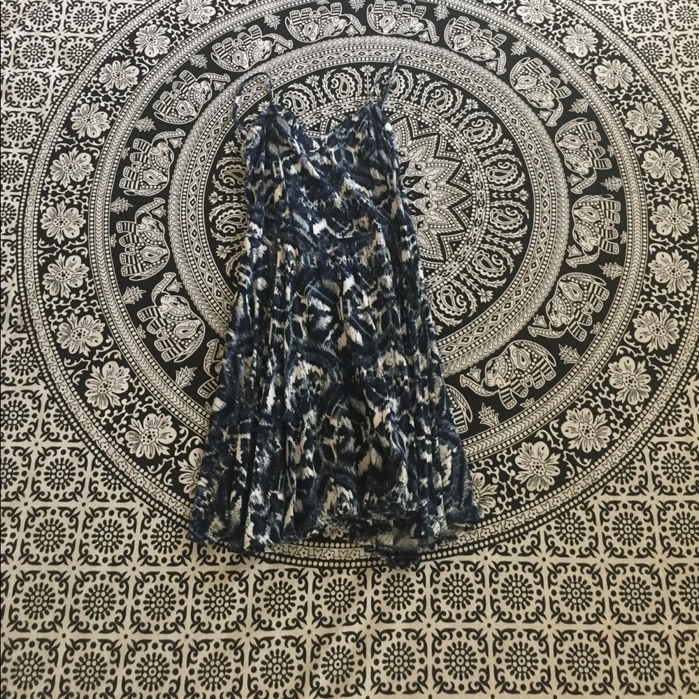 blue black and white aeropostle sleeveless dress