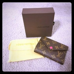 Pink victorine wallet