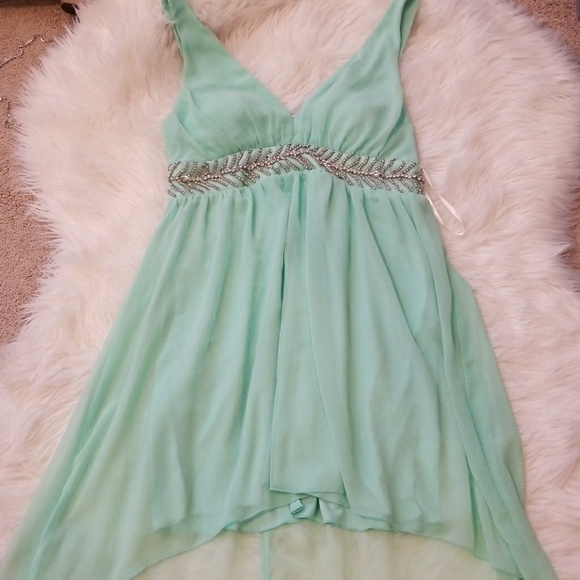Mint green dress - Picture 1 of 2