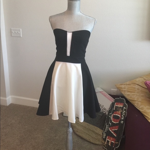 Sugar Lips Dresses & Skirts - 🍒SALE🍒Sugar Lips Formal Dress