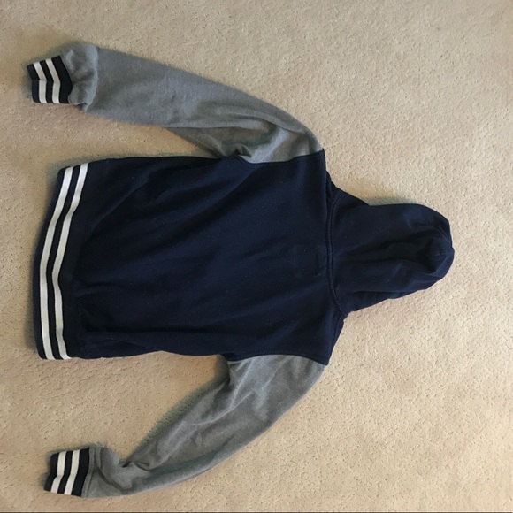 Zip up American eagle sweater - Picture 2 of 2