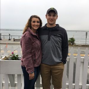 Meet your Posher, Brooke