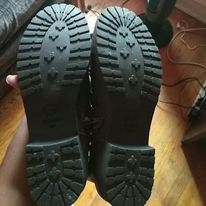 Guess Combat Boots (Brown)