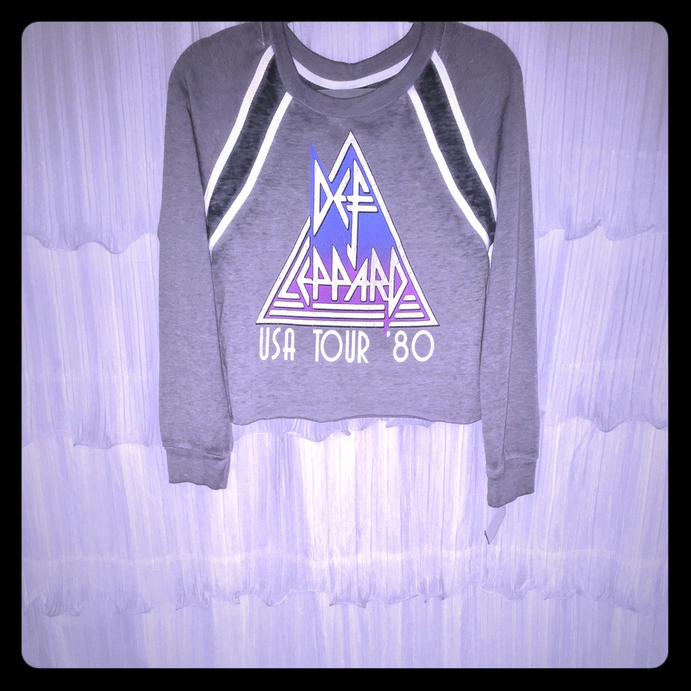Def Leopard sweatshirt