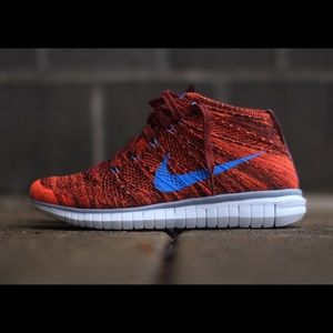 Nike Flyknit Chukka