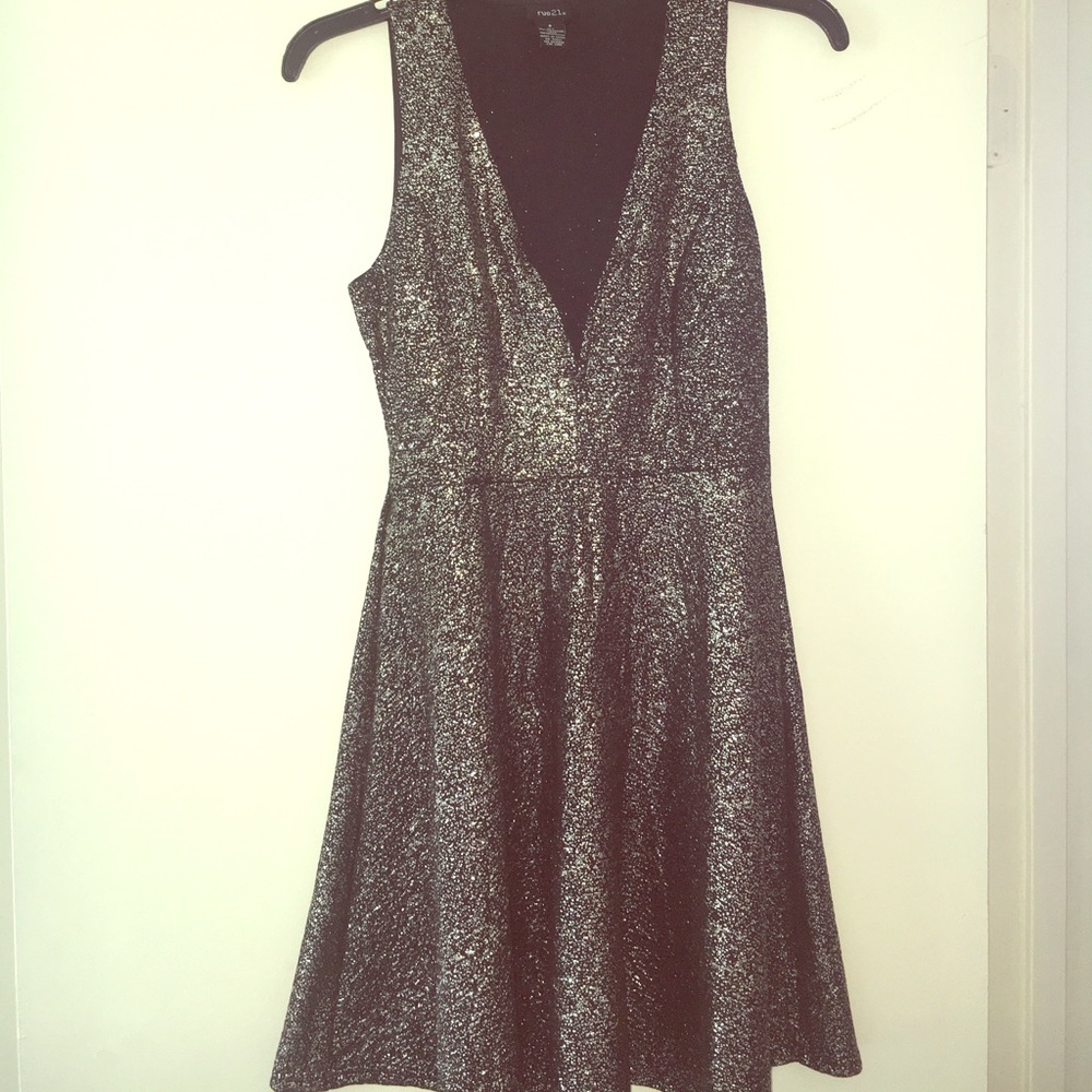 Low cut black glitter sanded fabric party dress