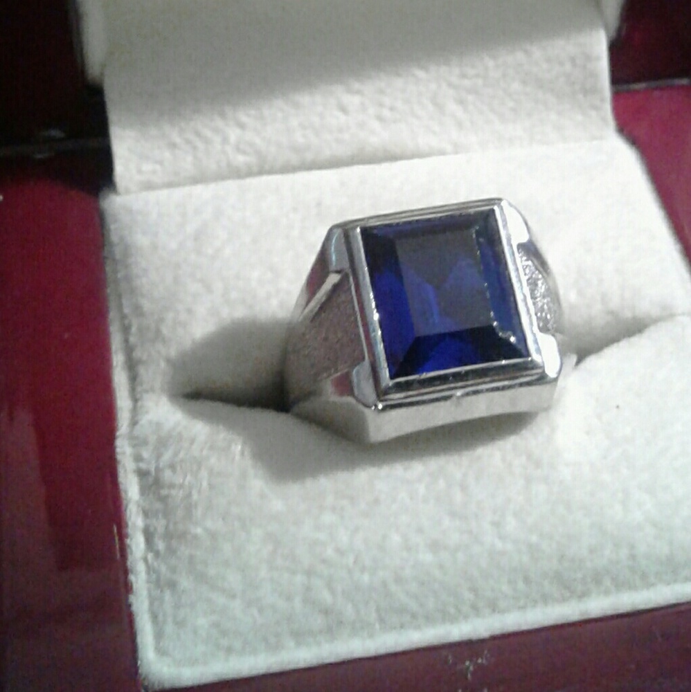 Men's ring
