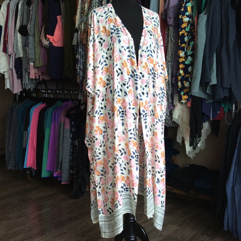 Cream floral kimono
