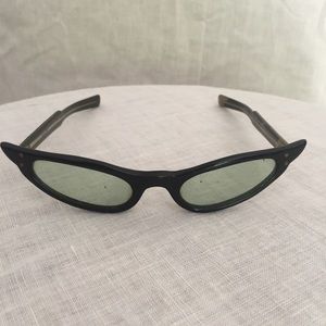 Vintage Black Frame Cat Eye Glasses