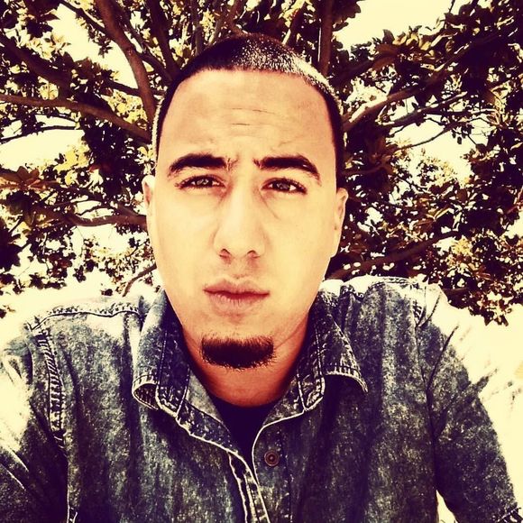 Meet your Posher, Aaron - Picture 1 of 1