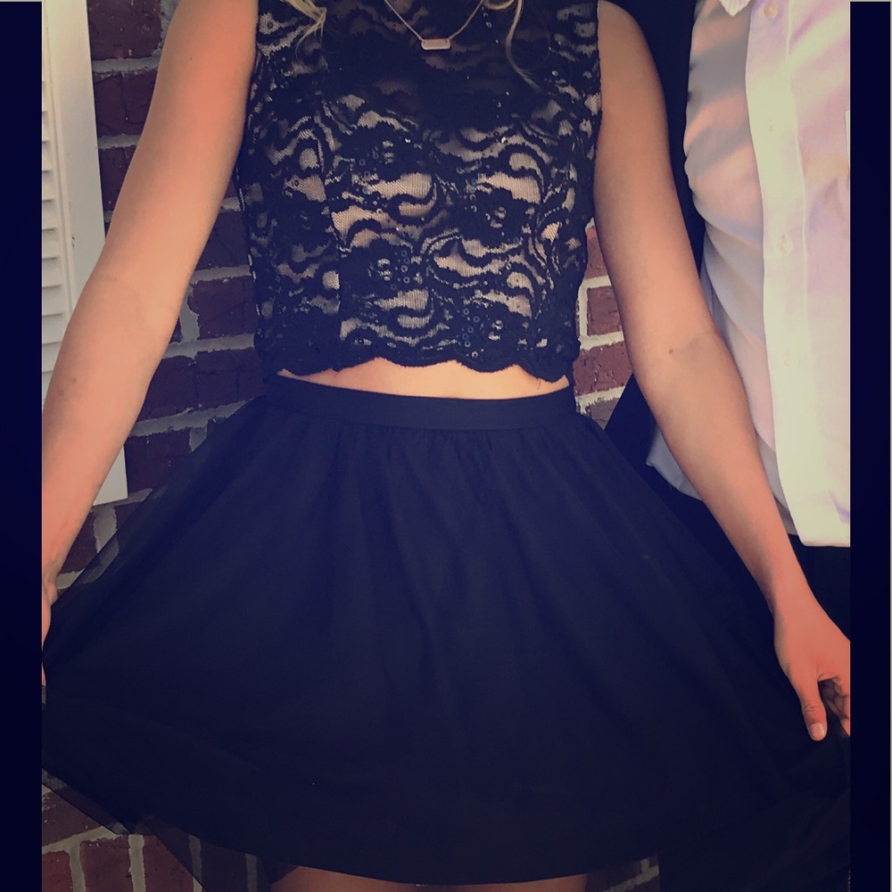 2 piece black backless lace and sequin short dress