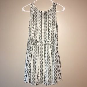 Forever 21✨ Floral 🌺 Mini Dress 👗