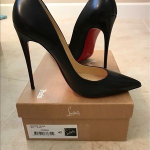 Christian Louboutin So Kate, Black